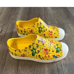 Native Shoes Robot‎ Print Yellow Kids J2 Slip On Water Shoes